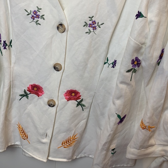 TOPSHOP WHITE TOP WITH FLOWERS SZ 12US NEW - Picture 3 of 8